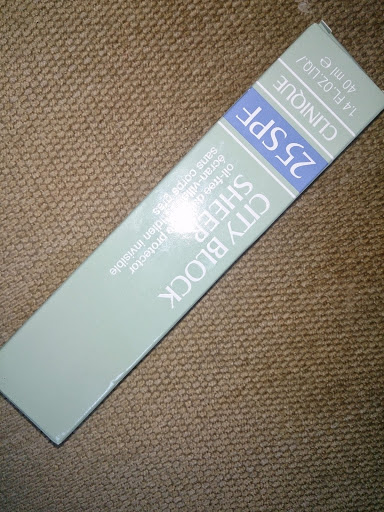 CLINIQUE CITY BLOCK SHEER GÜNEŞ KREMİ 25 SPF