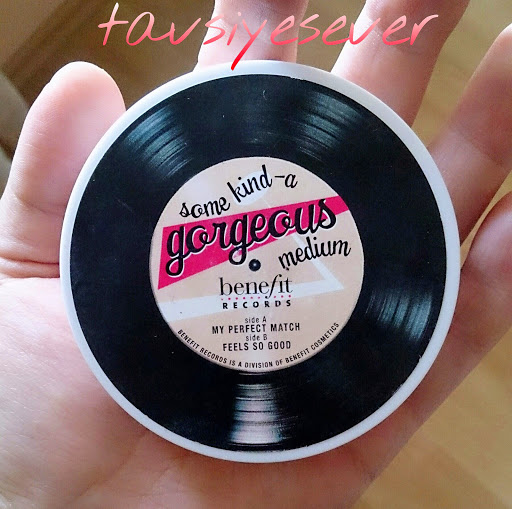 BENEFIT SOME KIND A GORGEOUS FONDOTEN MEDIUM