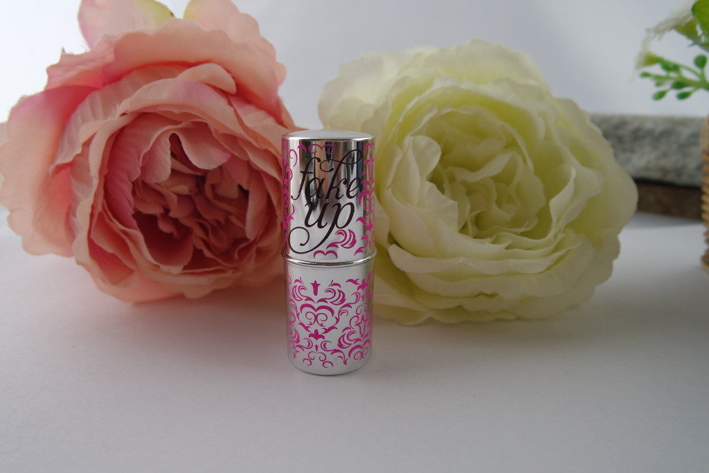 Benefit Fake Up Kapatıcı