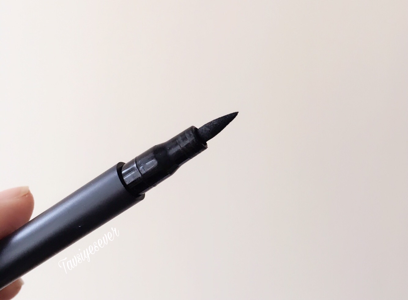 Sleek Flick It Eyeliner Sleek Flick It Eyeliner