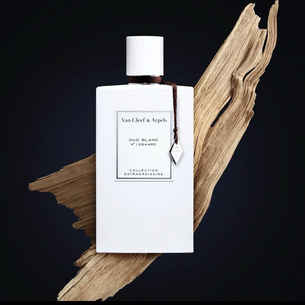 Van Cleef & Arpels Oud Blanc Parfüm: Ağır Gecelerin Ağır Kokusu