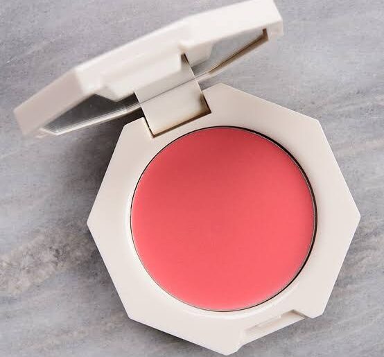 Fenty Beauty Cheeks Out Freestyle Cream Blush: Beklentiler ve Hayal Kırıklıkları