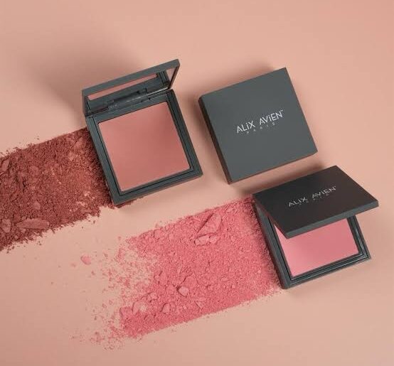 Alix Avien Powder Blush: Deneyimim ve Detaylı İnceleme