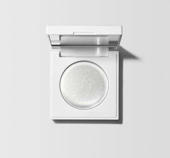 Makeup By Mario Master Secret Glow İncelemesi – Cam Gibi Bir Işıltı Mümkün mü?