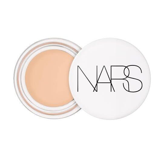 NARS Light Reflecting Eye Brightener İncelemesi: Göz Altlarını Aydınlatan Canlı Görünüm!